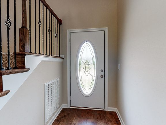 3rd image of 48 Dunbar Lot 48