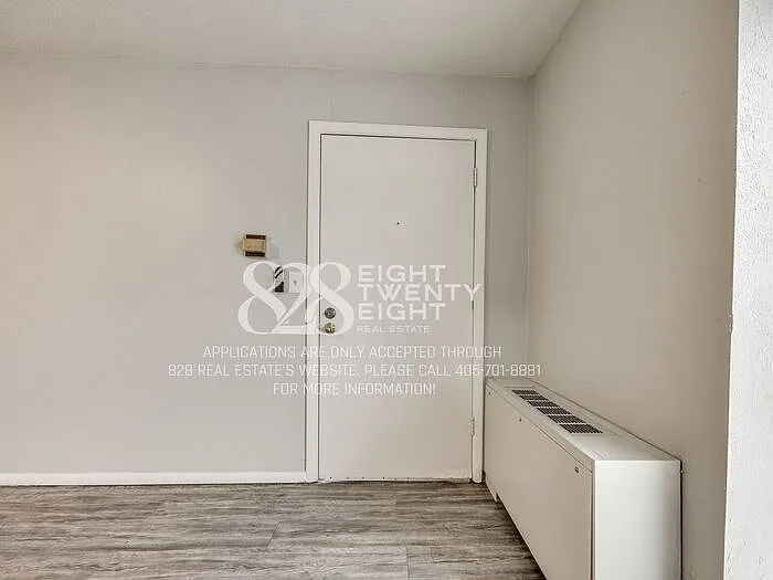 900 Halray Dr #207 — Photo 3