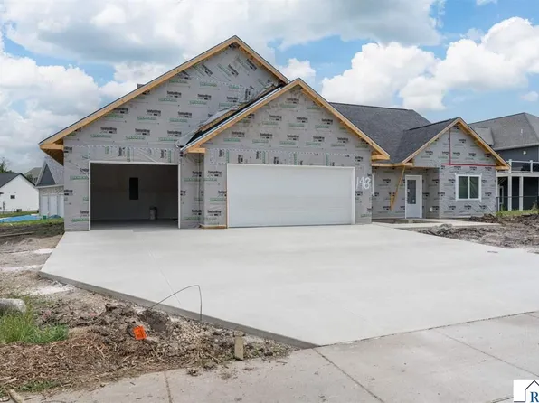 148 Hidden Oaks Cir, Mankato, MN 56001