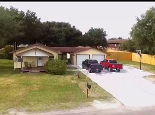 222 5th St, Winnie, TX 77665