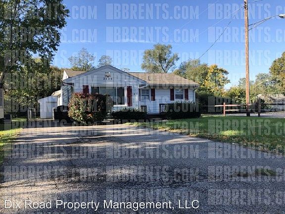2nd image of 2220 Hawthorne St