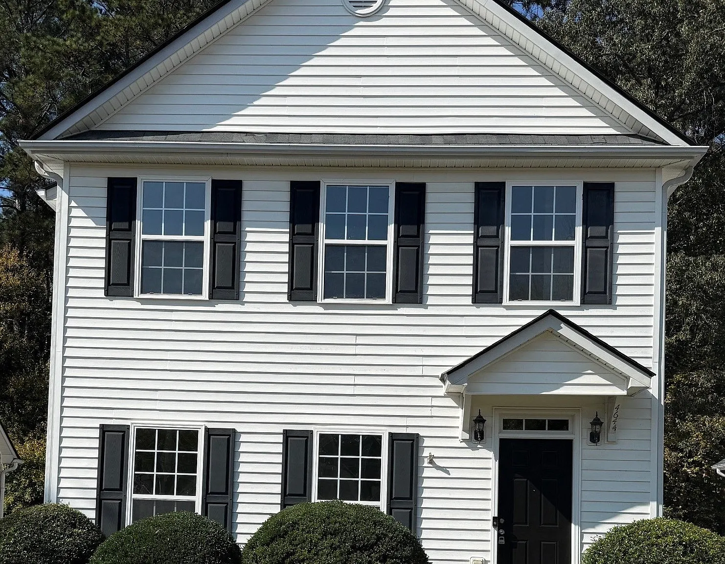 3 bed, 1756 sqft, $2,100 — Photo 1