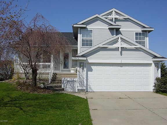 5th image of 3321 Clear View Dr
