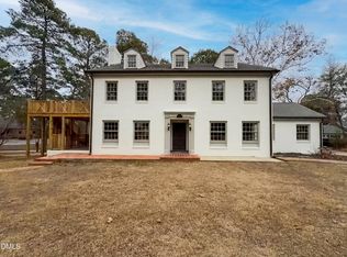 1703 Raeford Rd, Fayetteville, NC 28305