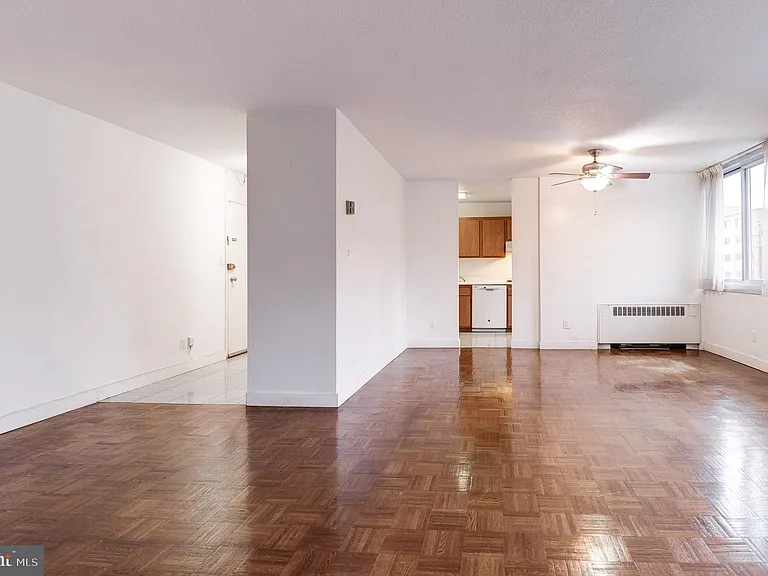 1301 S Arlington Ridge Rd #310 — Photo 14
