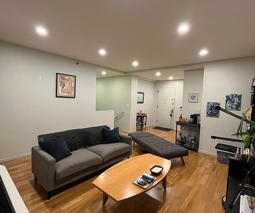 1st image of 482 Franklin Ave APT 1C