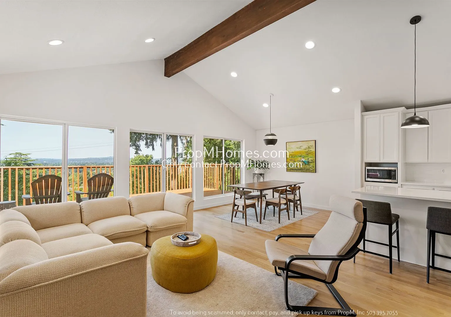 Mid-Century Modern Three Bedroom in Happy Valley! — Photo 4
