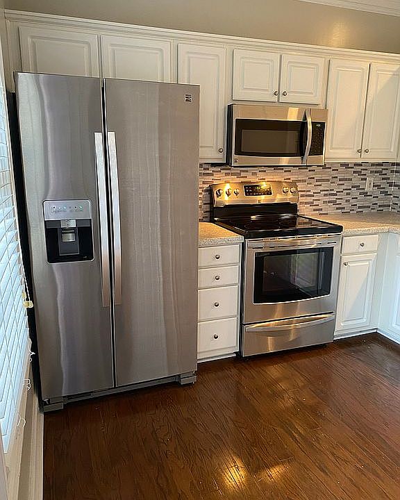 1st image of 101 Wood Lake Dr Unit 402
