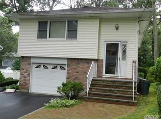 231 Deer Rd, Ronkonkoma, NY 11779