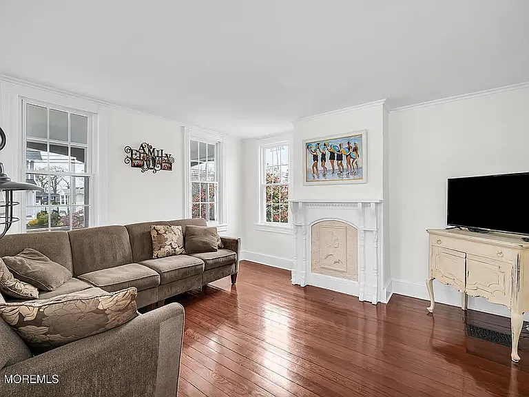 904 Arnold Ave — Photo 10