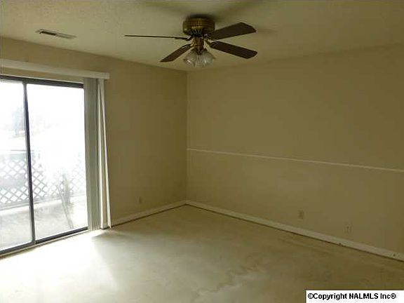 4th image of 4968 Seven Pine Cir NW