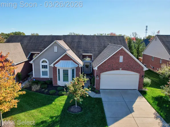 1611 Andover Cir, Walled Lake, MI 48390