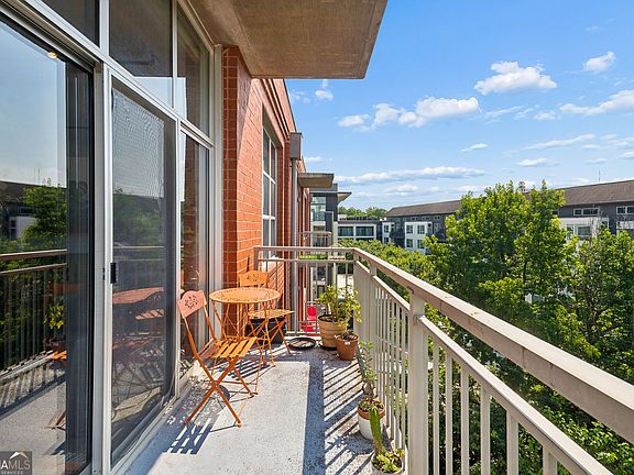 3rd image of 245 N Highland Ave NE APT 321