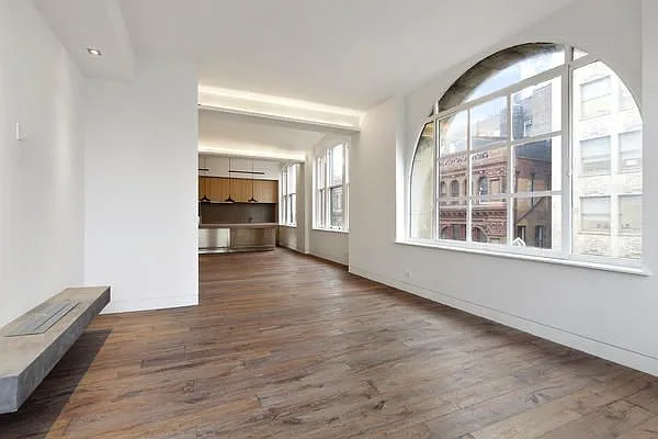 Rented by Compass | media 52