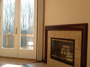 4608 Foxwood Dr S, Clifton Park, NY 12065