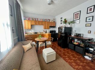 861 State St #2F, New Haven, CT 06511