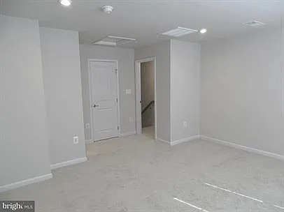 1016 Trestle Dr — Photo 8