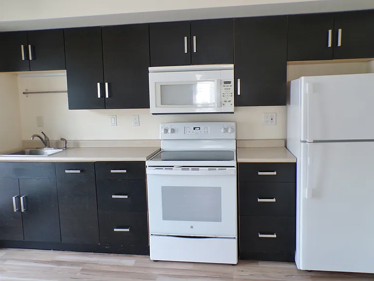 190 Crescent Ave #3 — Photo 3