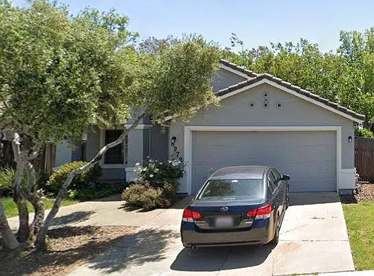 8972 E Valley Dr photo 1