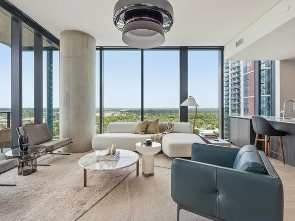 610 Davis St #2112, Austin, TX 78701