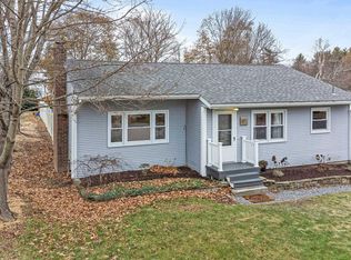 15 McKinley St, Exeter, NH 03833
