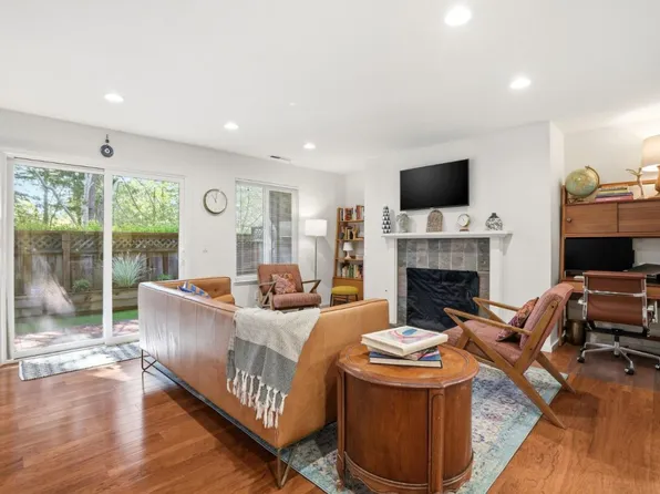 311 Bean Creek Rd APT 301, Scotts Valley, CA 95066