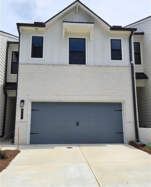 1st image of 1109 Holland Rose Dr
