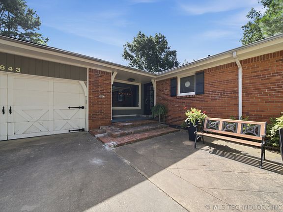 4th image of 5643 S Yorktown Pl