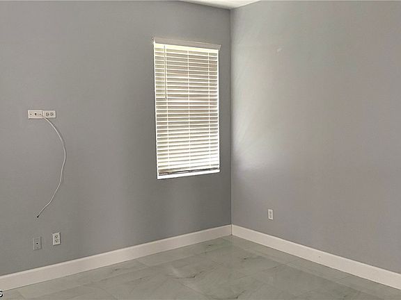 3rd image of 9561 Blue Stone Cir