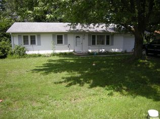 100 Fillmore Ct, Hallsville, MO 65255