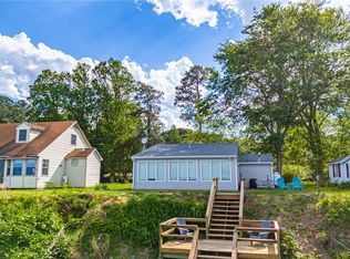 103 Riverside Dr, Center Cross, VA 22437