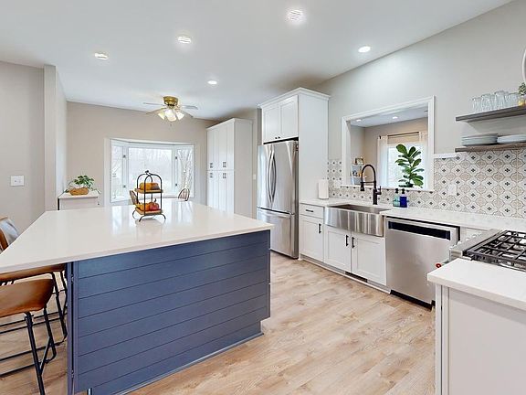 2nd image of 4811 Idaho Cir