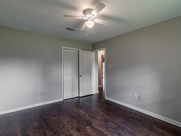 9702 Birsay St — Photo 20