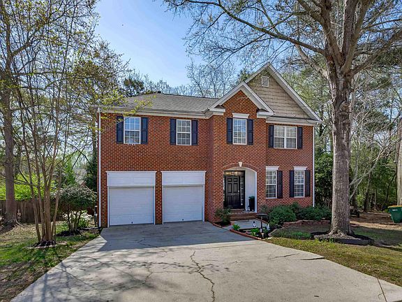 2nd image of 105 Alcott Ct