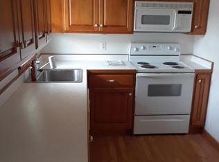 1222 E 2nd St, Dover, OH