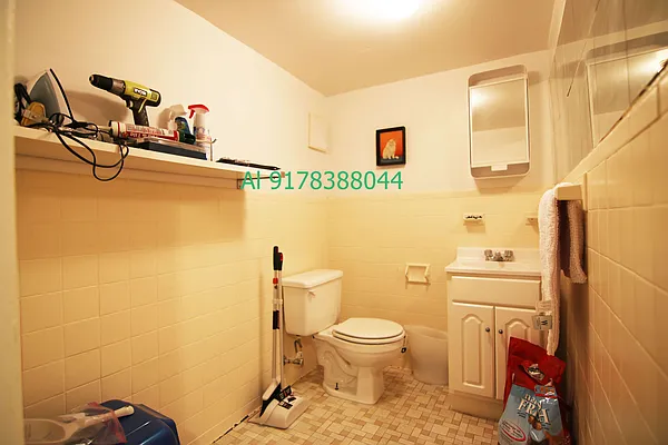 Rented by America Mecca Realty LLC | media 7