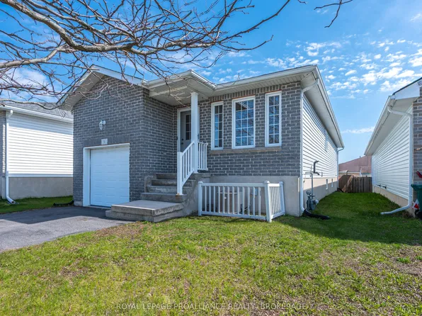 51 Wiley St, Kingston, ON K7K 5B3
