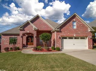 8 Alton Ln, Little Rock, AR 72211