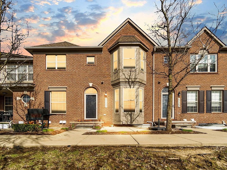 1st image of 41352 N Maplewood Dr