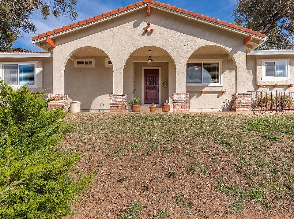 105 Gordon Pl
