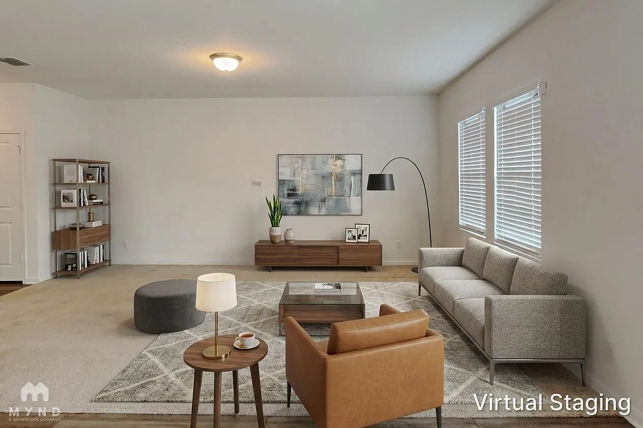 4 bed, 2.5 bath, 2241 sqft, $1,795 — Photo 2