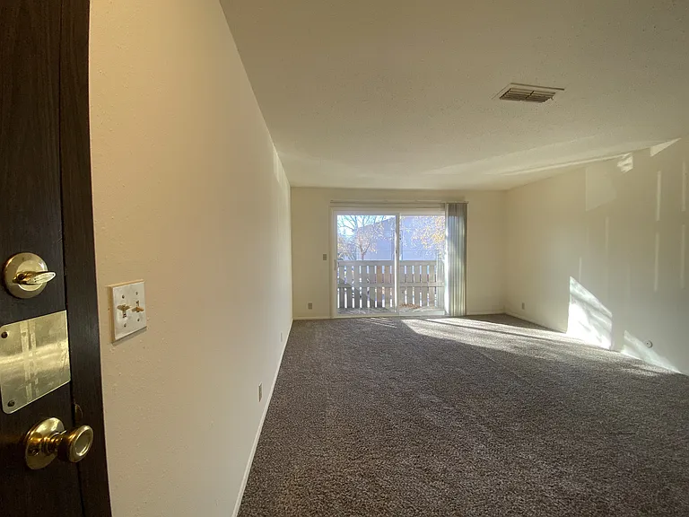 Kimberly Club Apartments — Photo 134