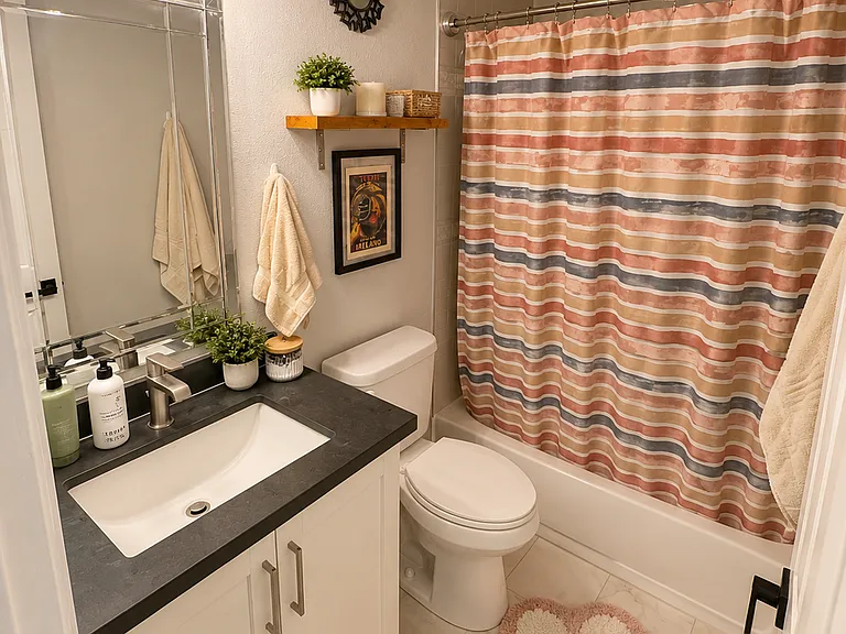 1040 E Highland Ave — Photo 8