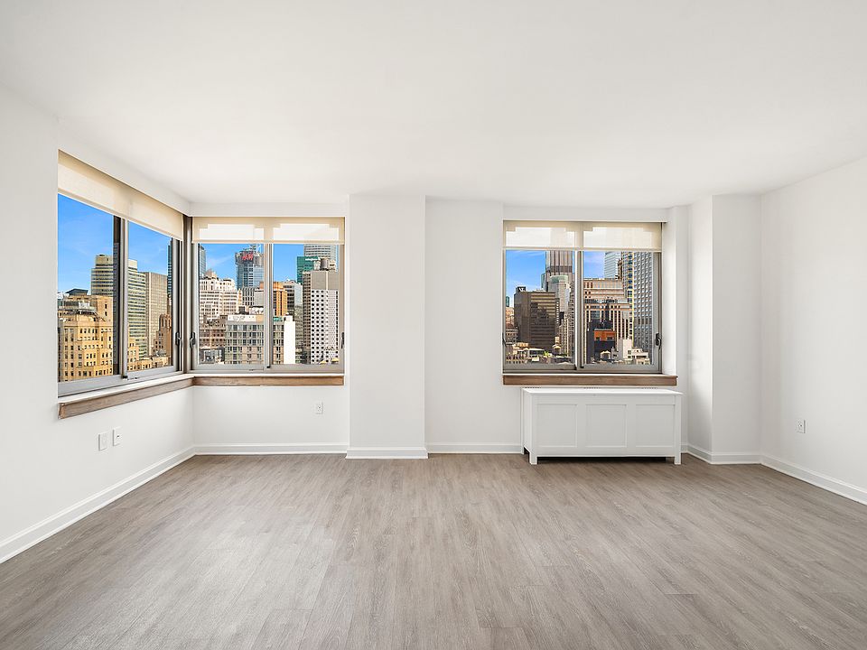 1st image of 35 W 33rd St APT 20A