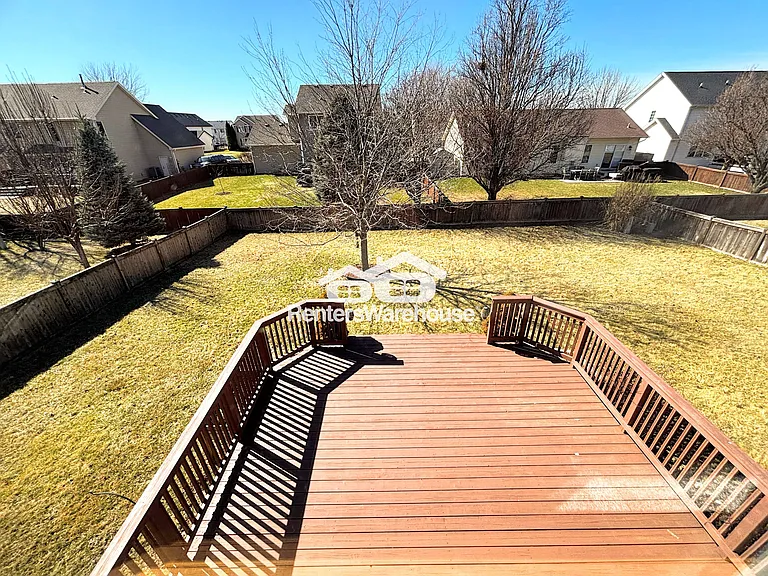 330 NE Cardinal Ln — Photo 27