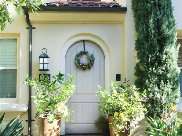 238 Overbrook, Irvine, CA 92620