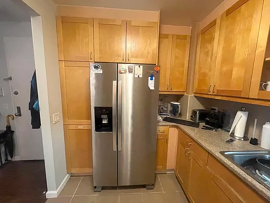 Rented by Building Equity Real Estate LLC | media 19