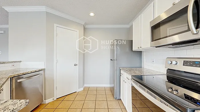 2209 Teddy Roosevelt Dr — Photo 8