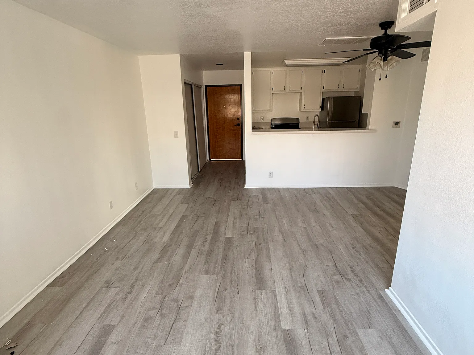 2 bed, $2,450 — Photo 4