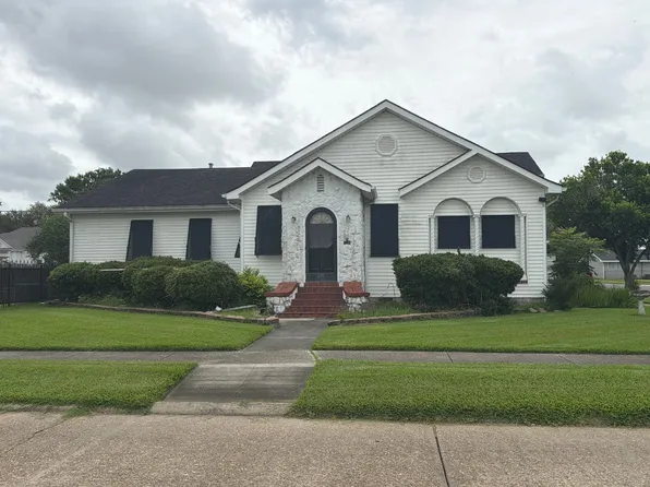 211 Church St, Donaldsonville, LA 70346
